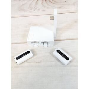 Insignia Side Dock Dual Battery Charger For Xbox Series S White W/ 2 Batteries